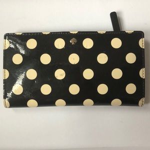 Cream & Black kate Spade wallet